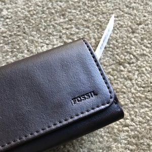Fossil compact glasses case